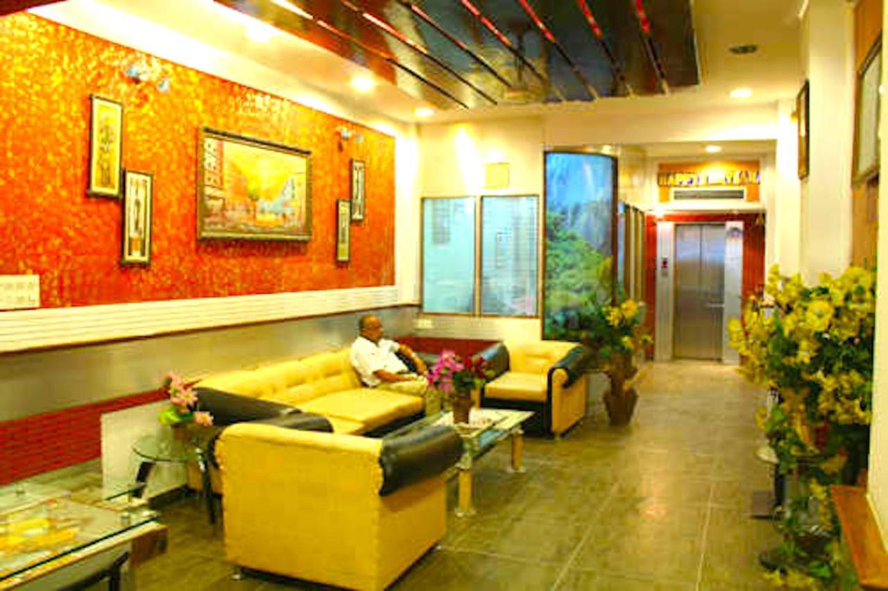 Hotel Milan Deluxe New Delhi Luaran gambar
